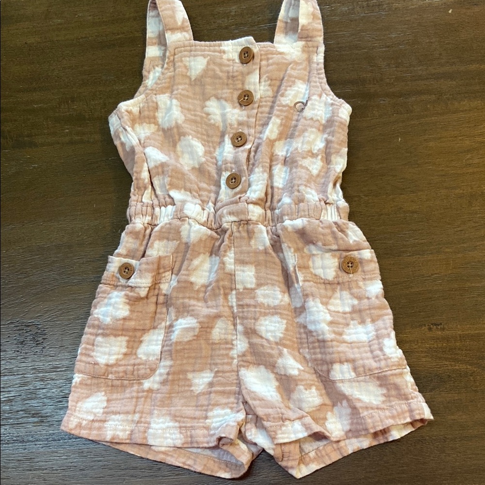 Calvin Klein Buttoned Romper